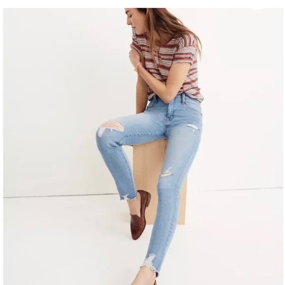 Madewell High Rise Skinny Jean, Distressed Denim, Size 26
